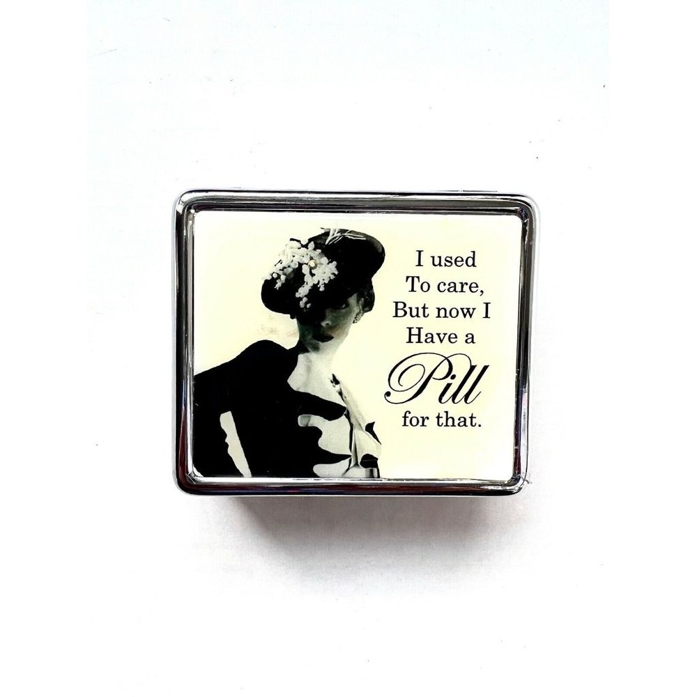 7 plus1 days Metal Pill Box/Pill Organizer with cute design and a compact mirror